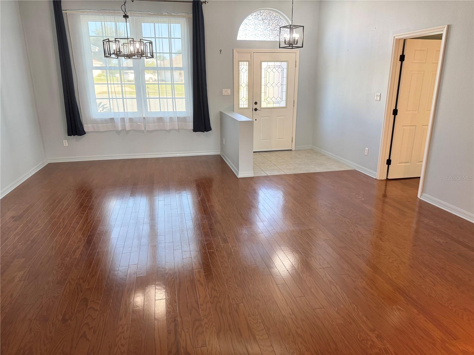 Image 8 of 98 For 25501 Maurepas Lane