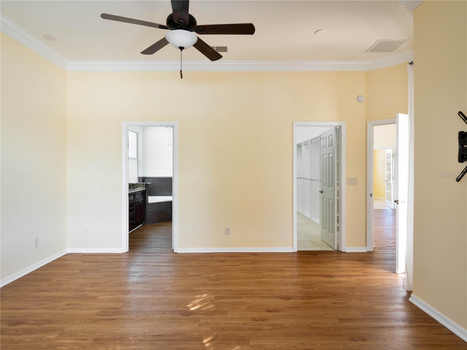 Image 18 of 25 For 12104 178th Street