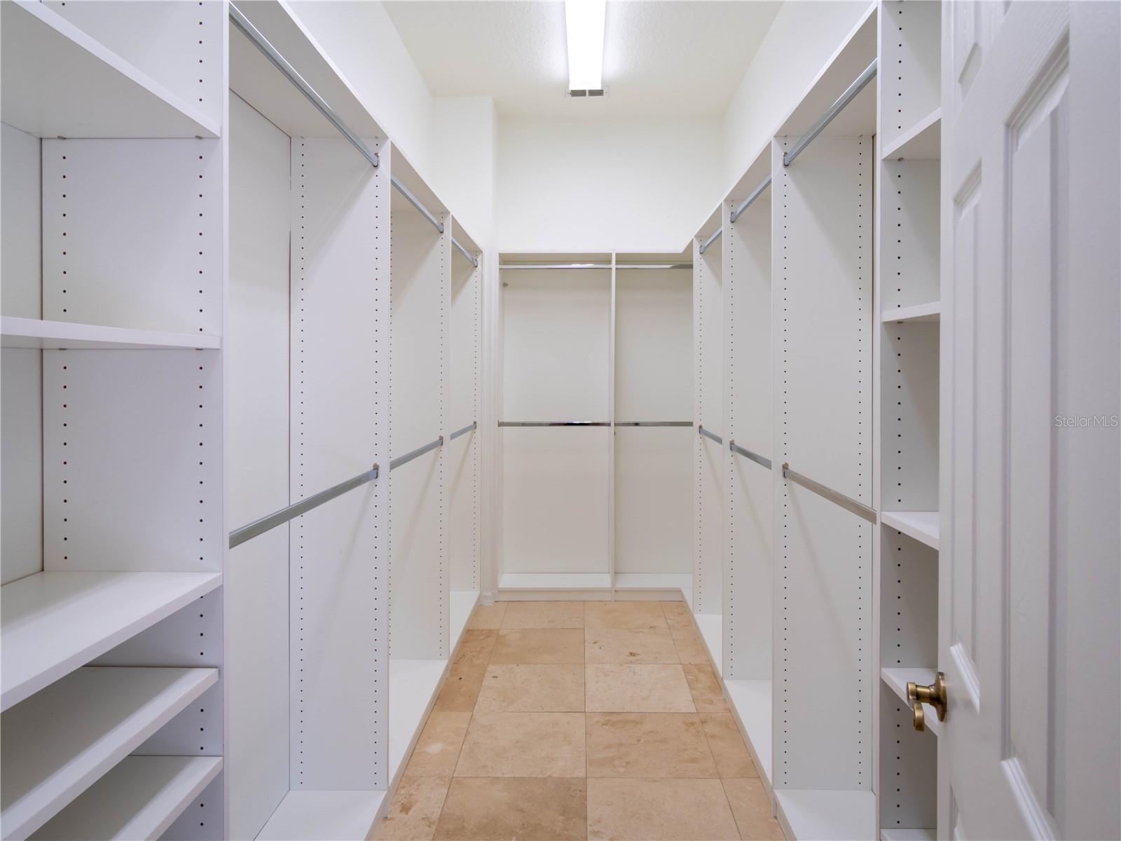 Image 21 of 25 For 12104 178th Street