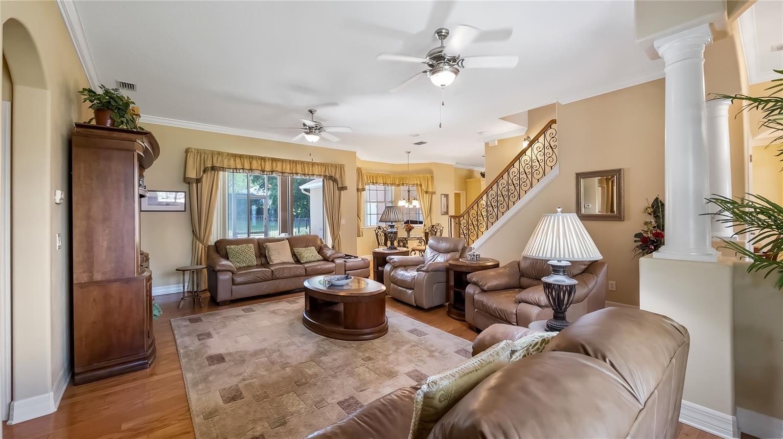 Image 10 of 62 For 10336 Lake Louisa Road