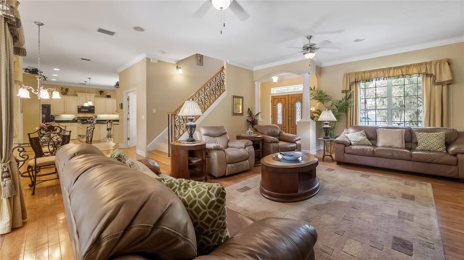 Image 12 of 62 For 10336 Lake Louisa Road