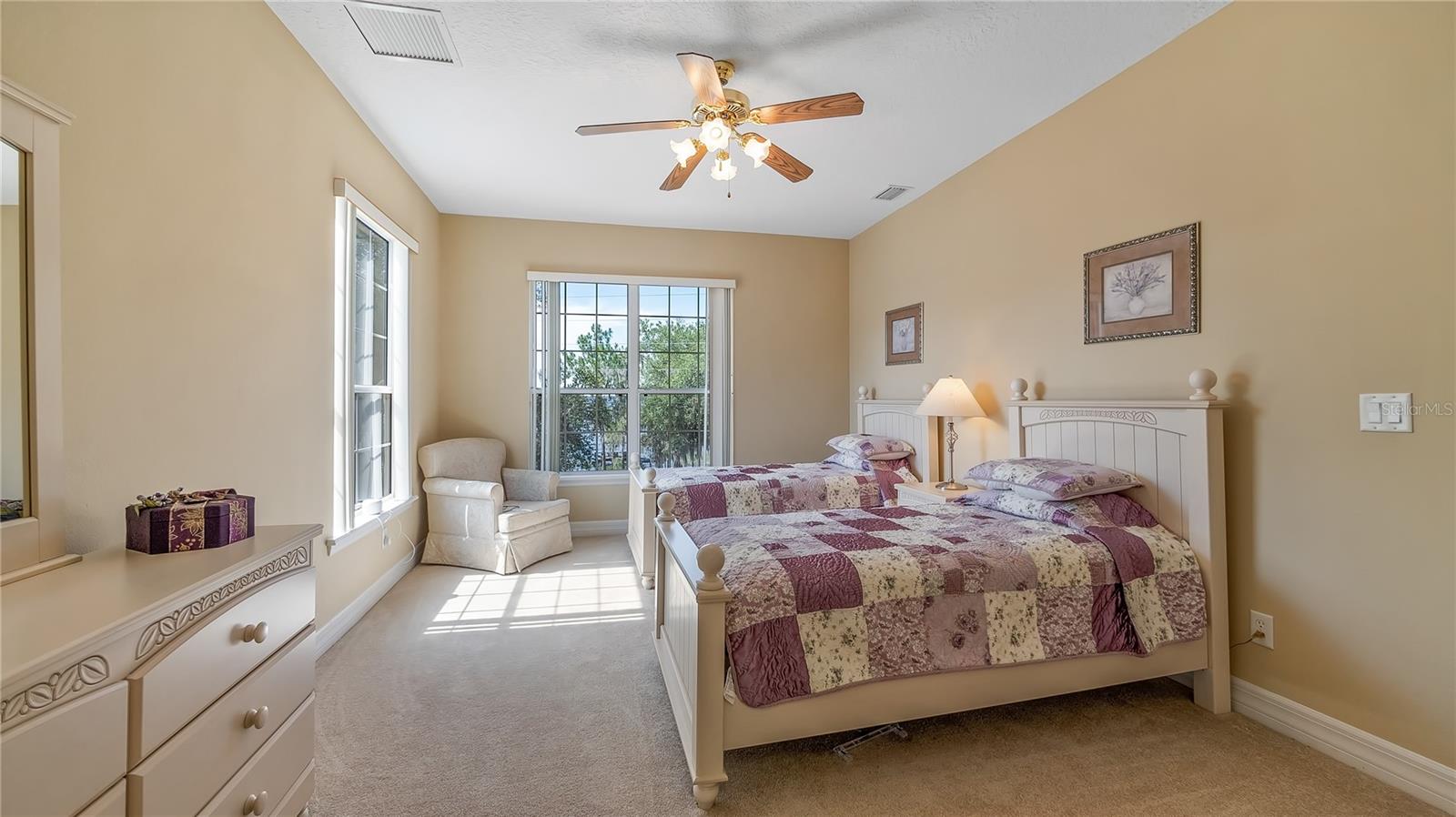 Image 30 of 62 For 10336 Lake Louisa Road