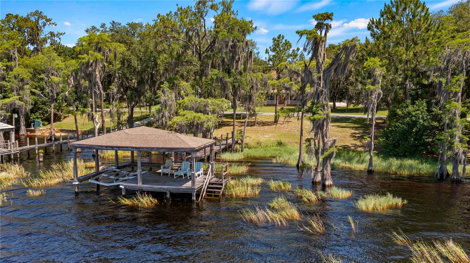 Image 52 of 62 For 10336 Lake Louisa Road