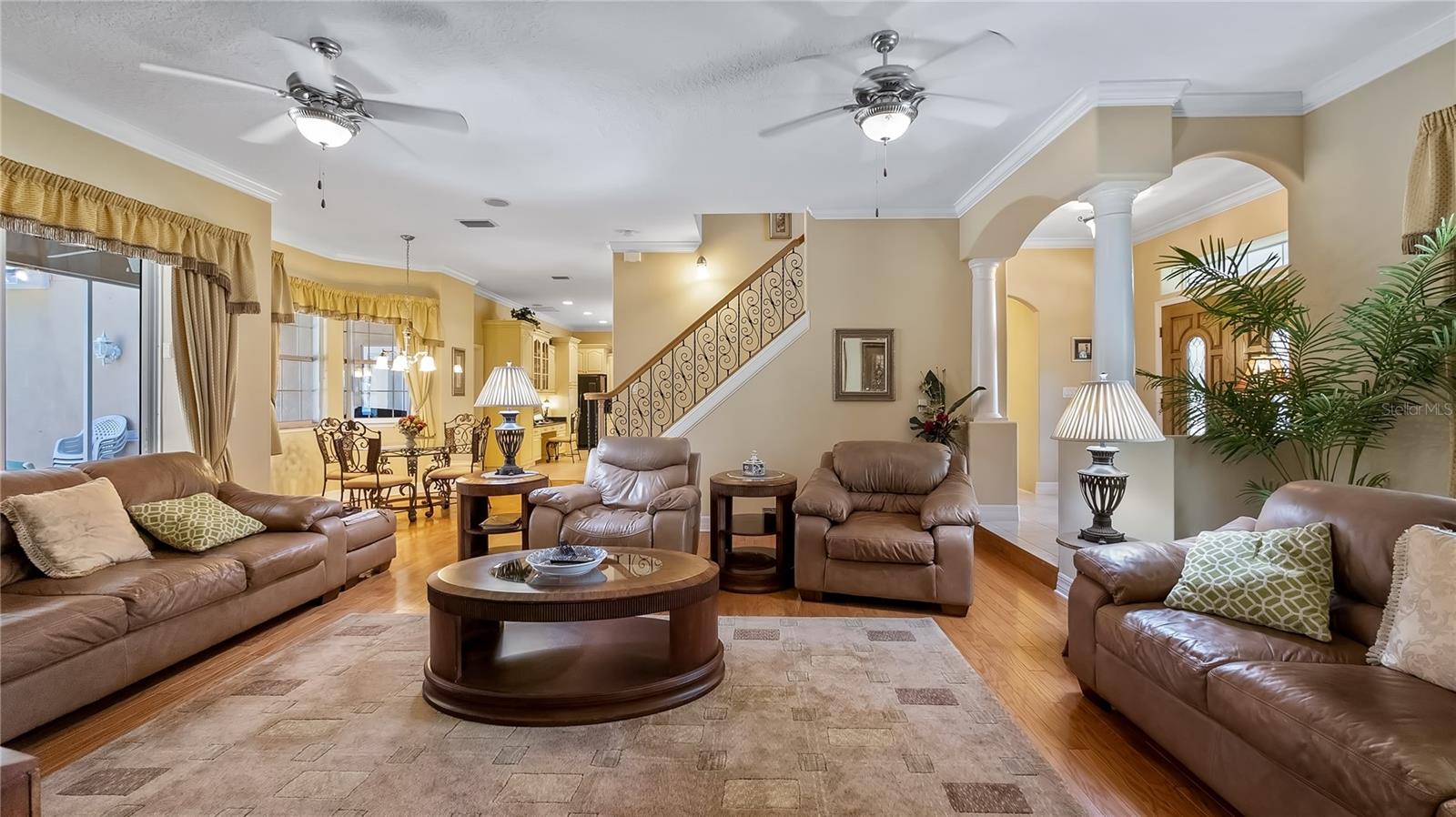 Image 7 of 62 For 10336 Lake Louisa Road