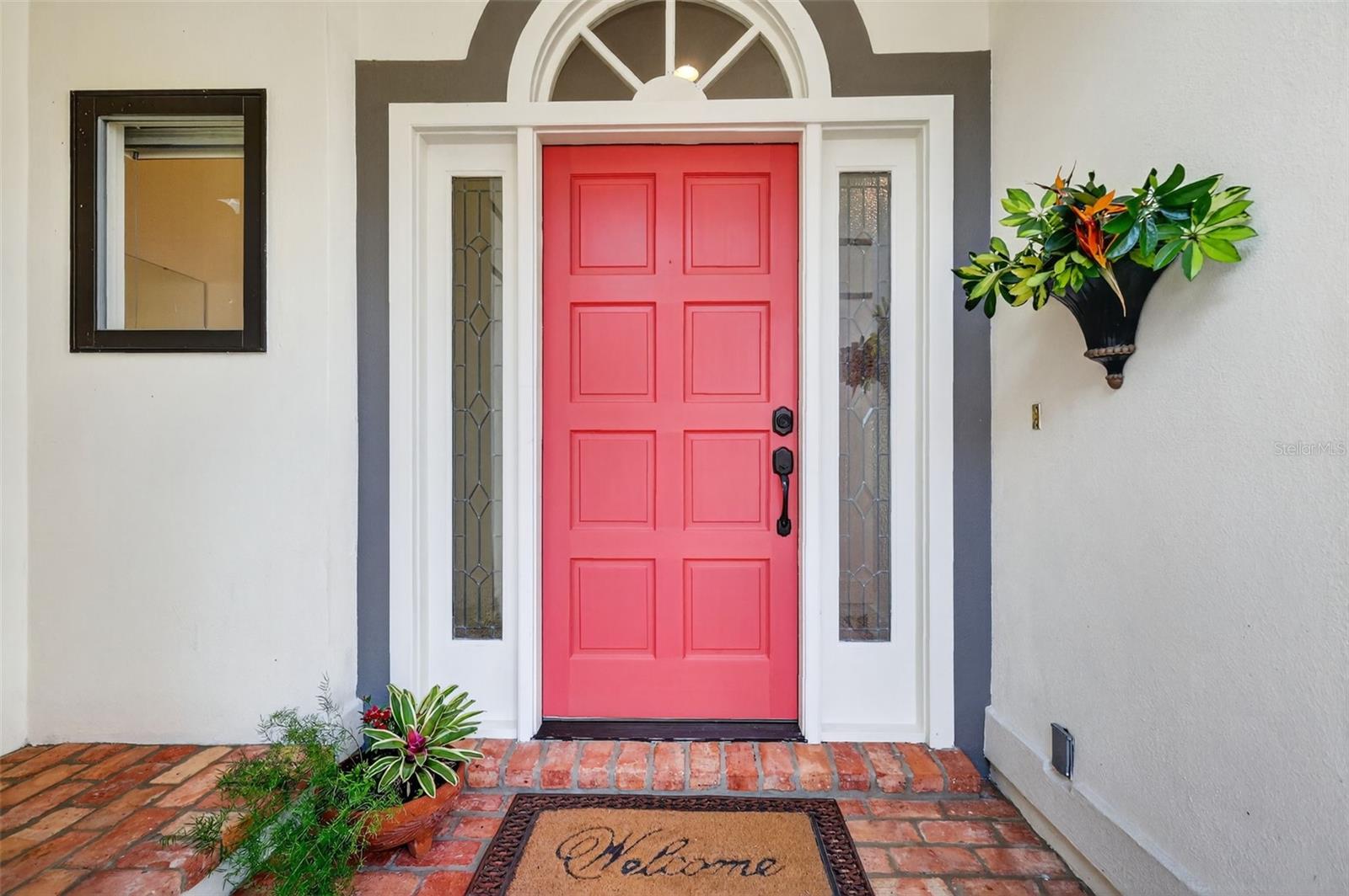 Image 15 of 75 For 629 Sandlake Court