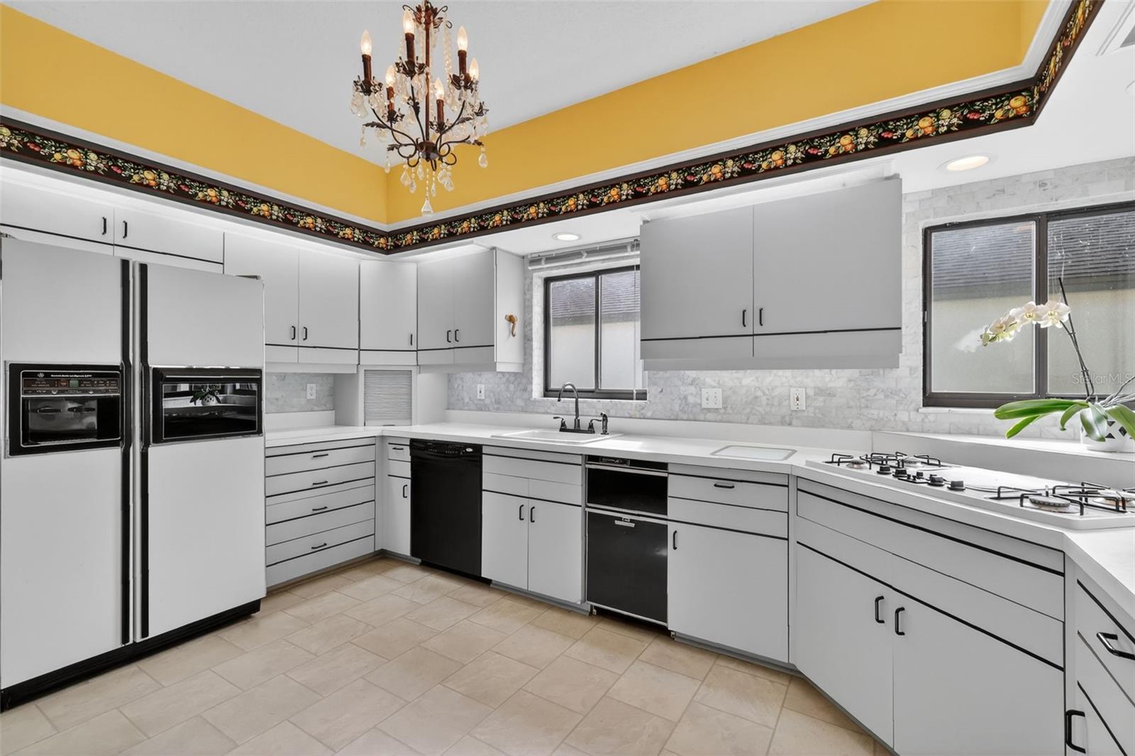 Image 29 of 75 For 629 Sandlake Court