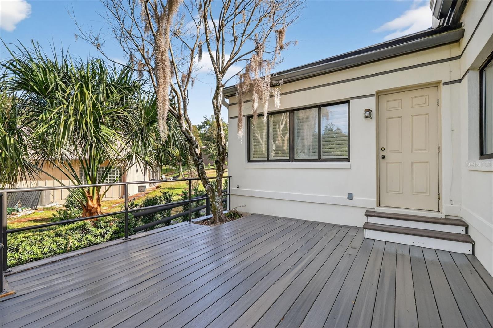 Image 45 of 75 For 629 Sandlake Court