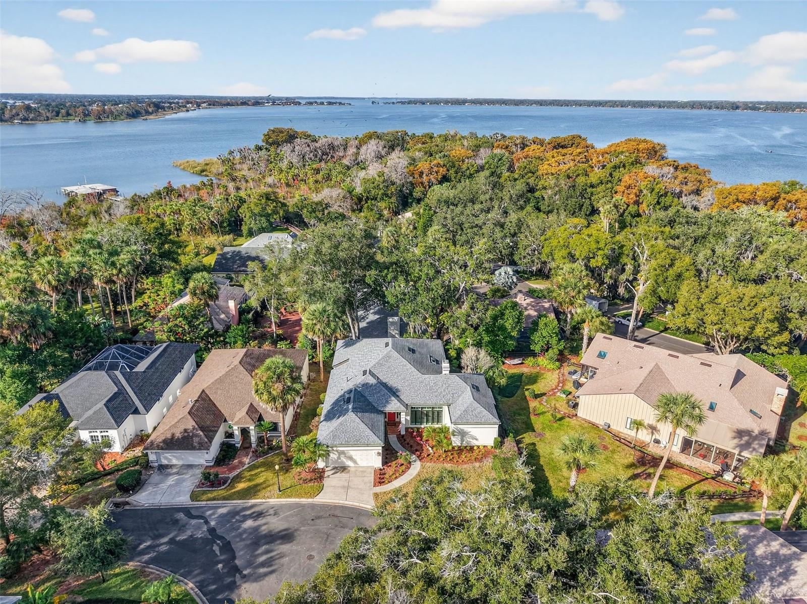 Image 57 of 75 For 629 Sandlake Court