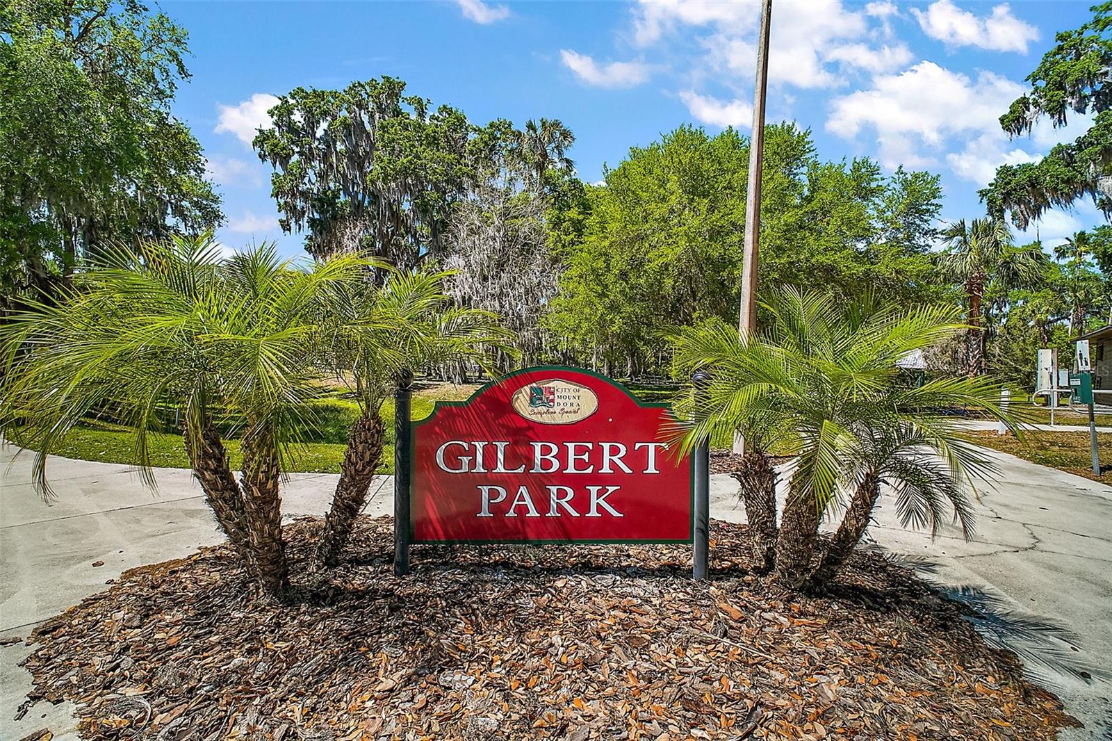 Image 61 of 75 For 629 Sandlake Court