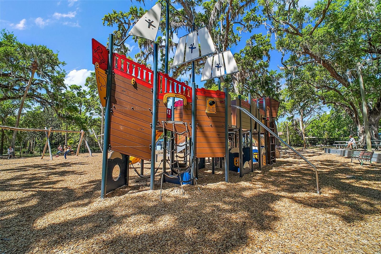 Image 63 of 75 For 629 Sandlake Court