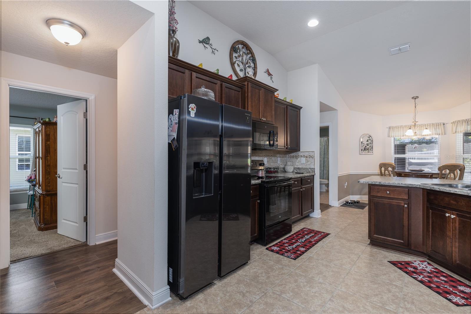 Image 13 of 44 For 2030 Angel Fish Loop