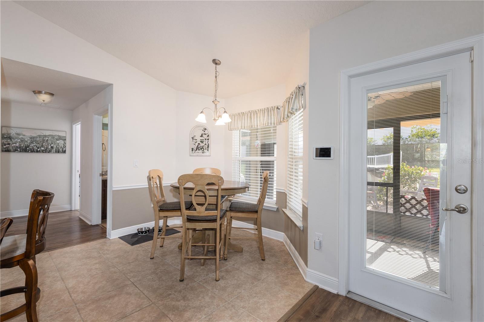 Image 18 of 44 For 2030 Angel Fish Loop