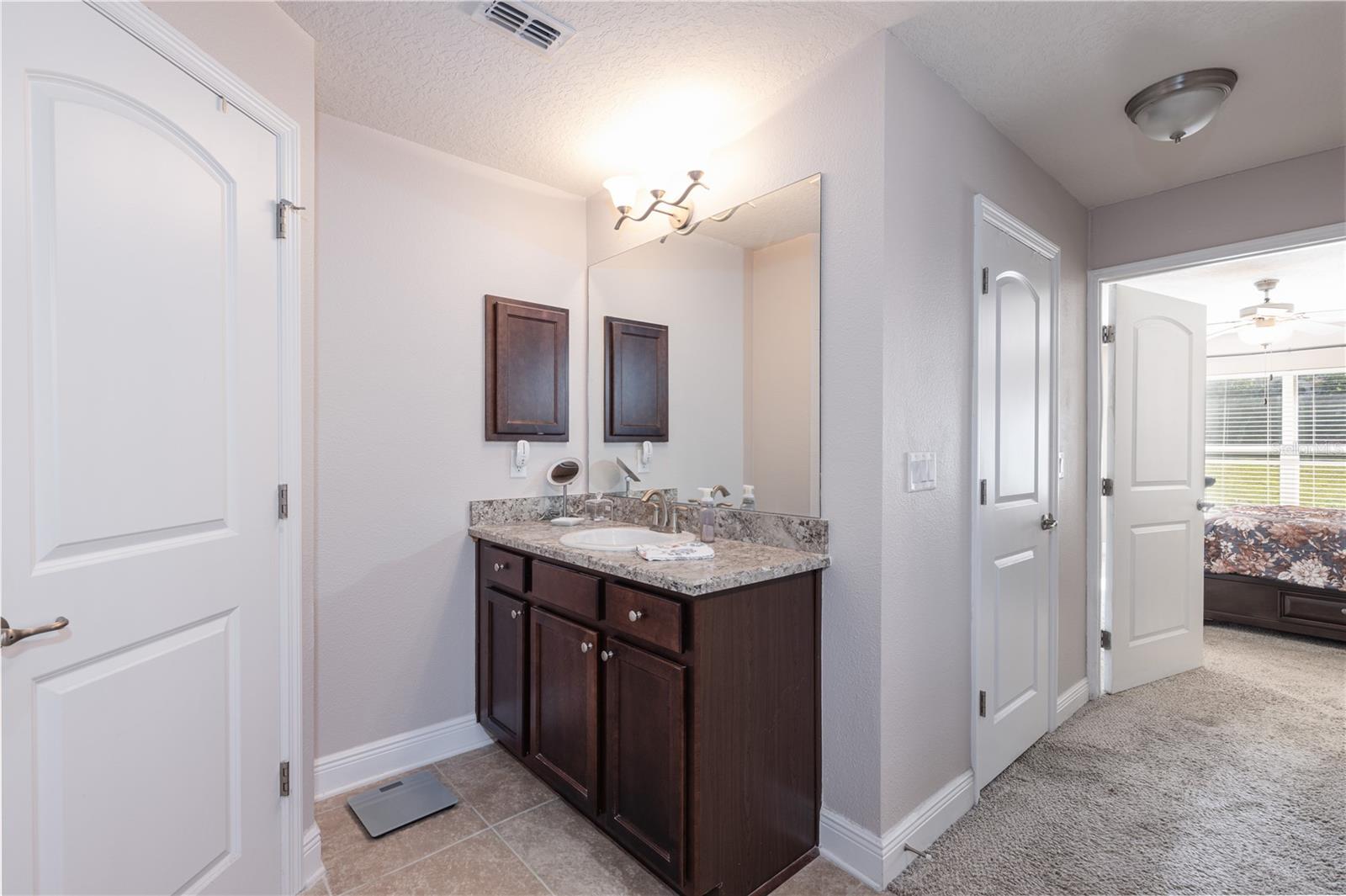 Image 23 of 44 For 2030 Angel Fish Loop