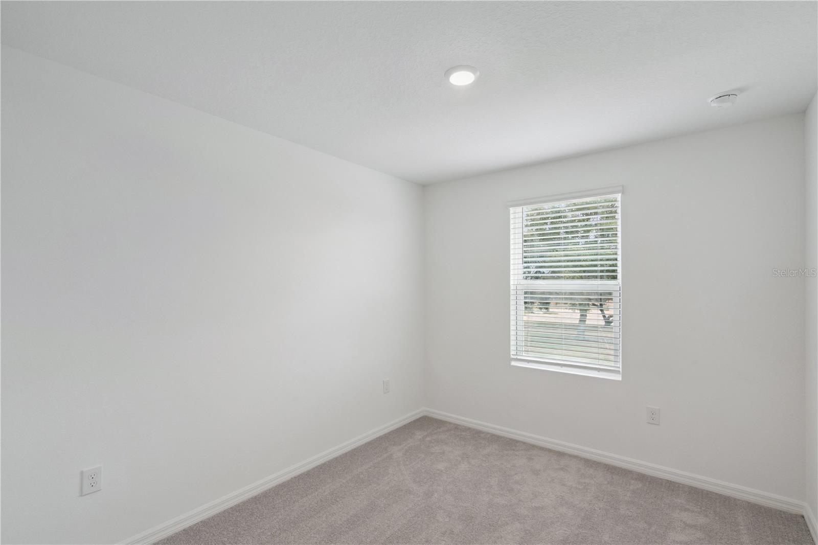 Image 12 of 16 For 7619 Waterscape Drive