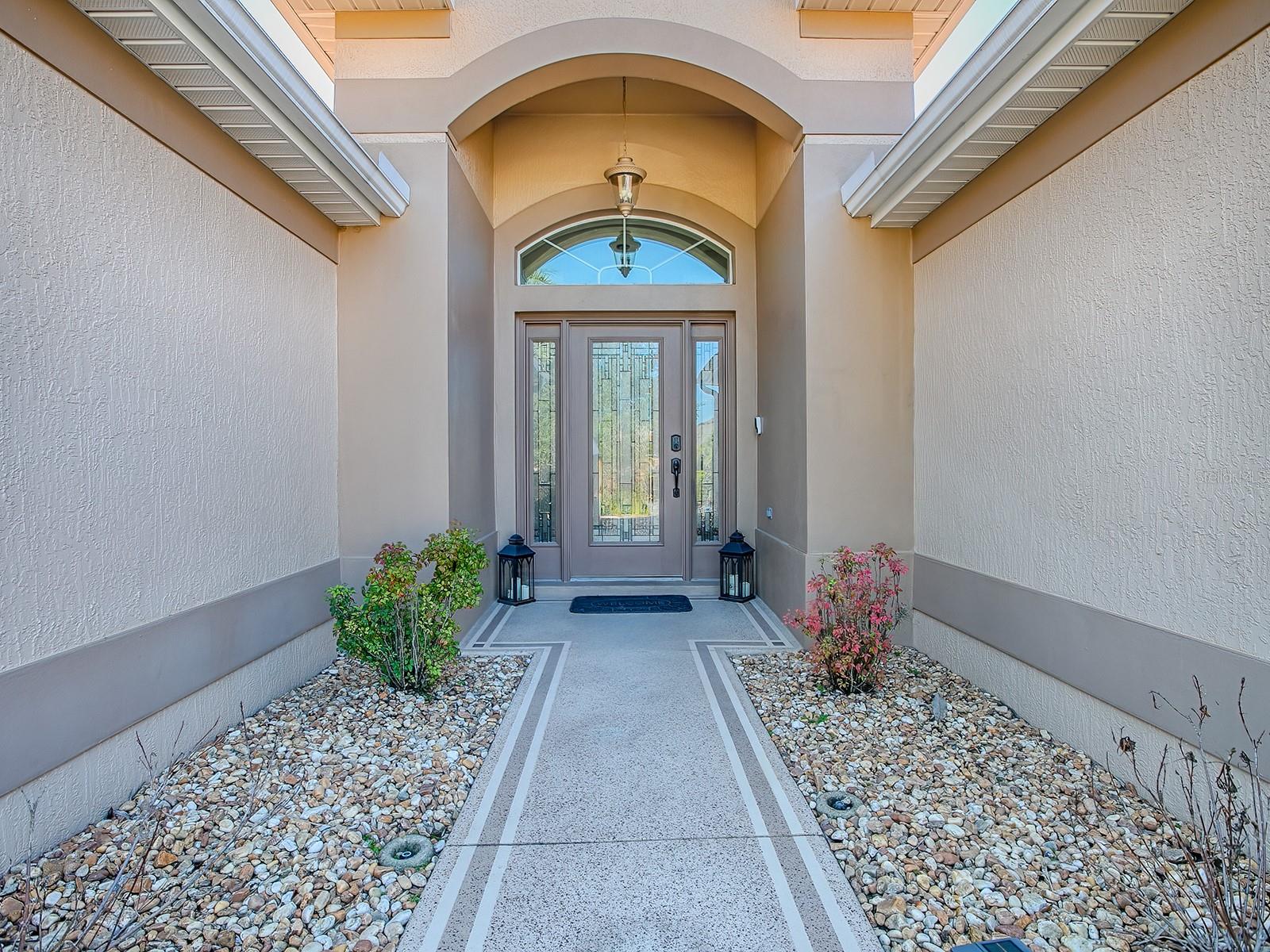 Image 2 of 59 For 1064 Alcove Loop