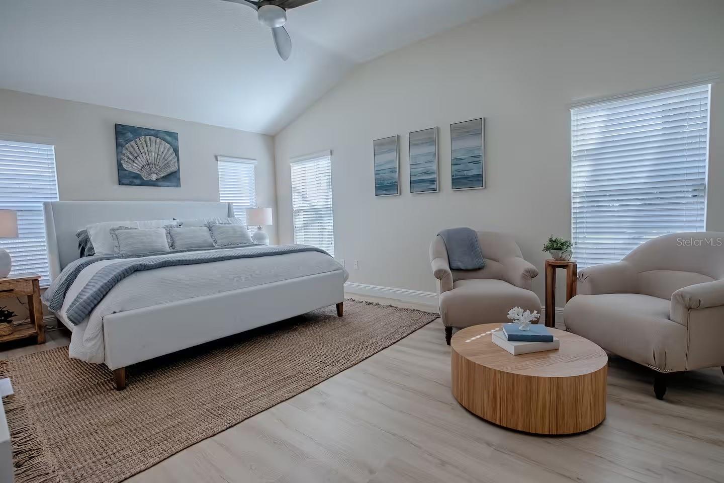 Image 32 of 59 For 1064 Alcove Loop