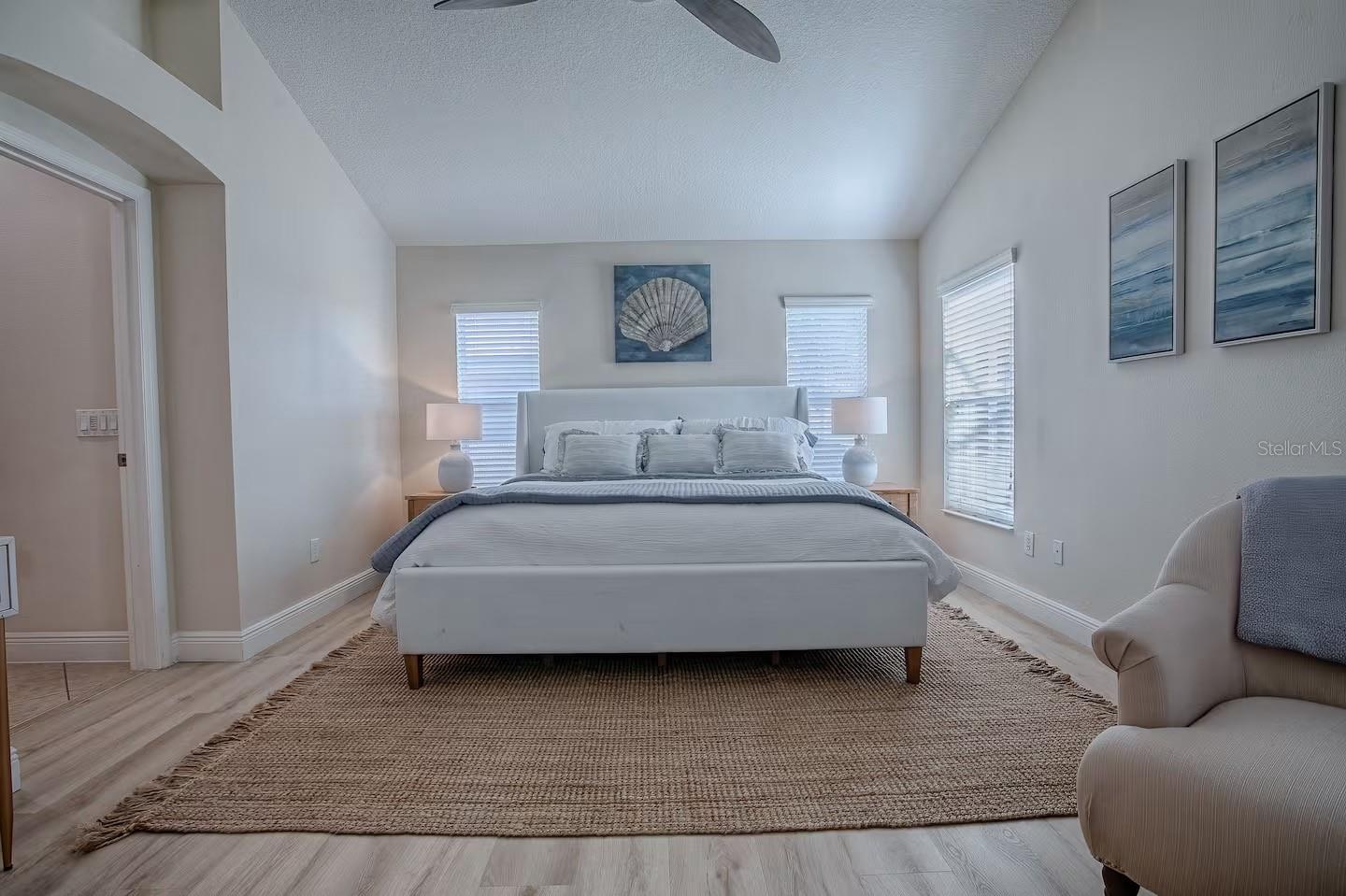 Image 33 of 59 For 1064 Alcove Loop