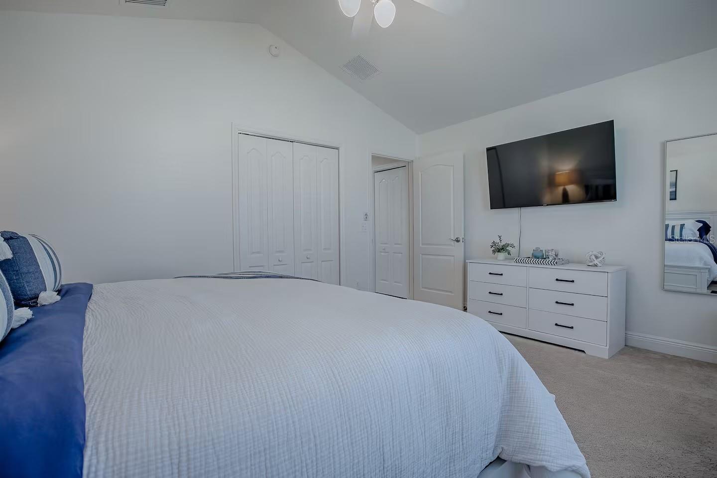 Image 42 of 59 For 1064 Alcove Loop