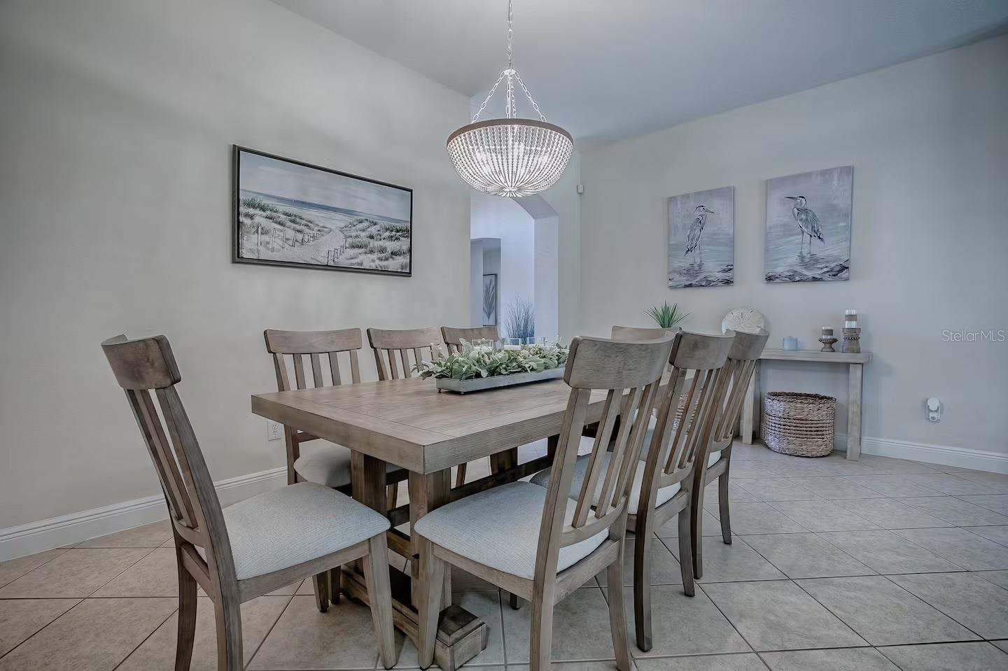 Image 5 of 59 For 1064 Alcove Loop