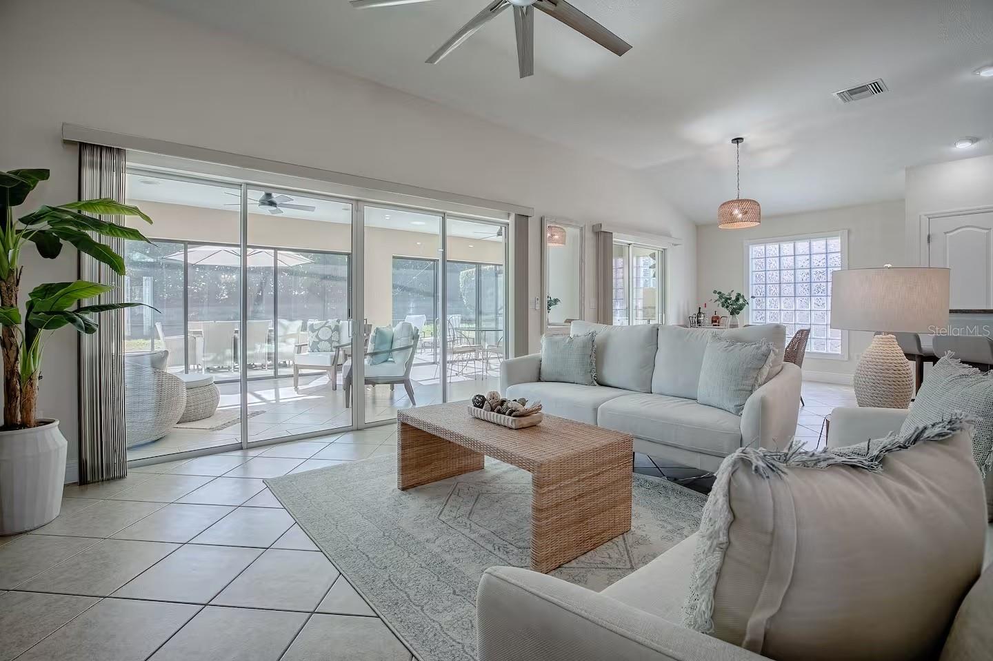 Image 9 of 59 For 1064 Alcove Loop