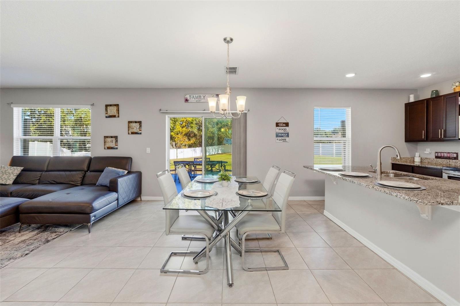 Image 12 of 49 For 3060 Bethpage Loop