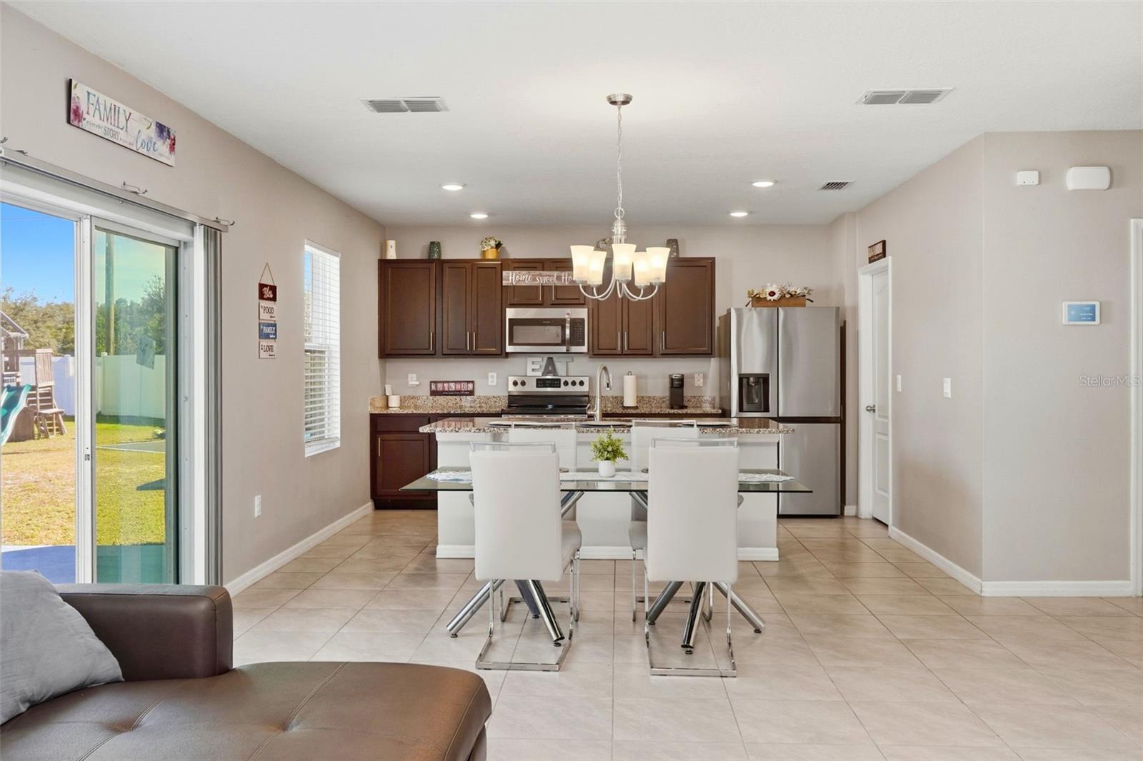 Image 14 of 49 For 3060 Bethpage Loop