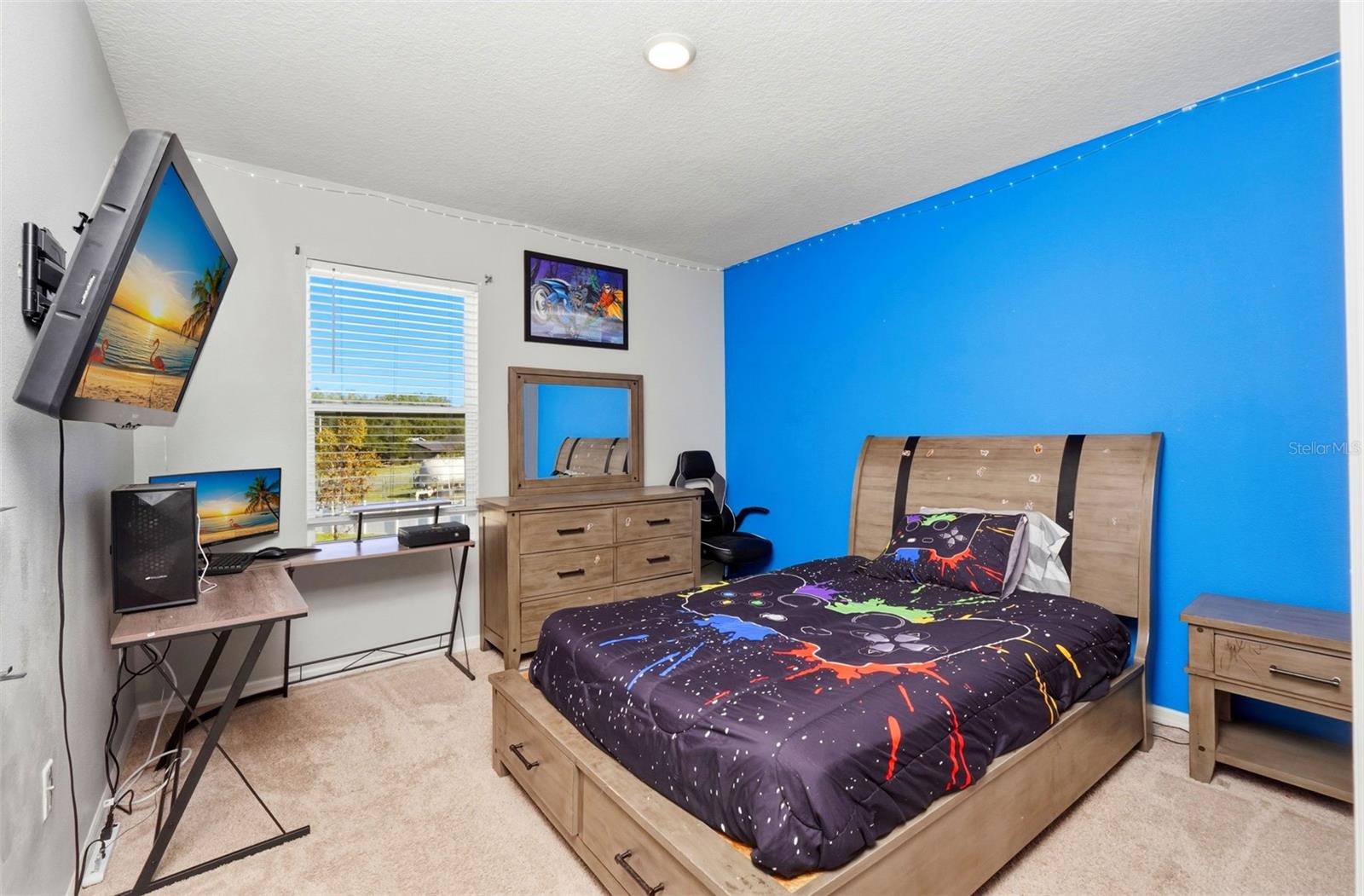 Image 31 of 49 For 3060 Bethpage Loop