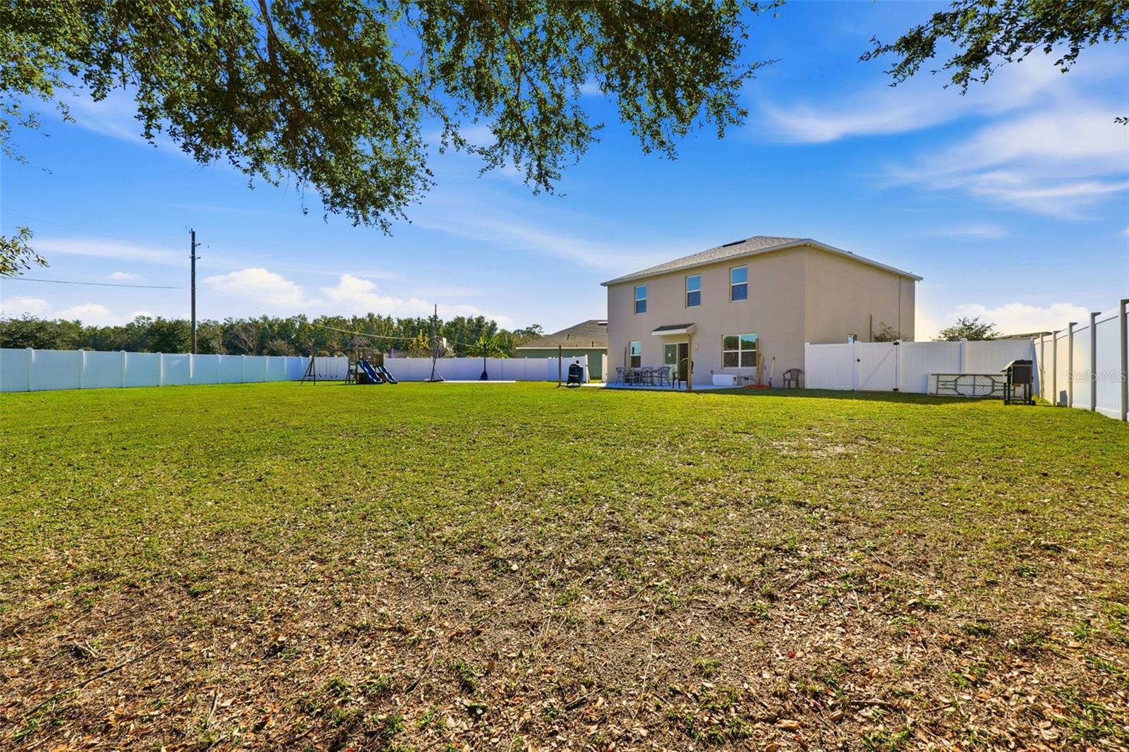 Image 41 of 49 For 3060 Bethpage Loop