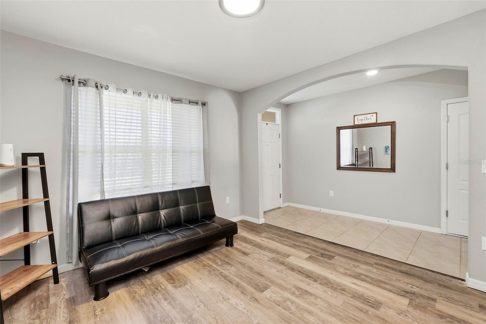 Image 9 of 49 For 3060 Bethpage Loop