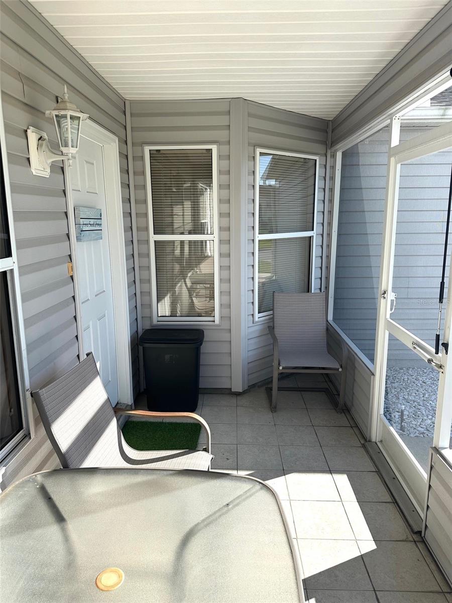 Image 5 of 30 For 17365 92nd Gantham Terrace