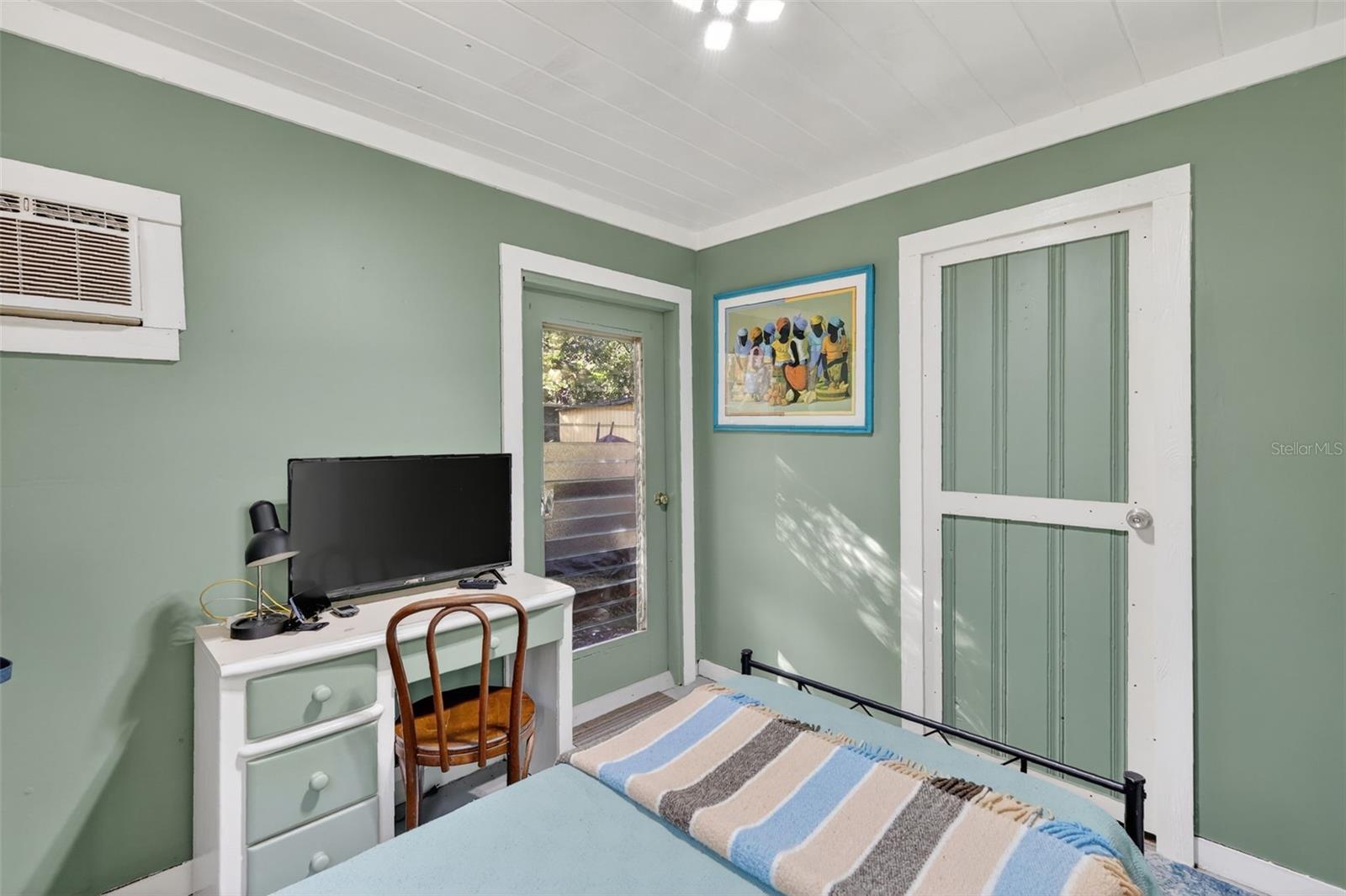 Image 17 of 27 For 8481 Cr 636  