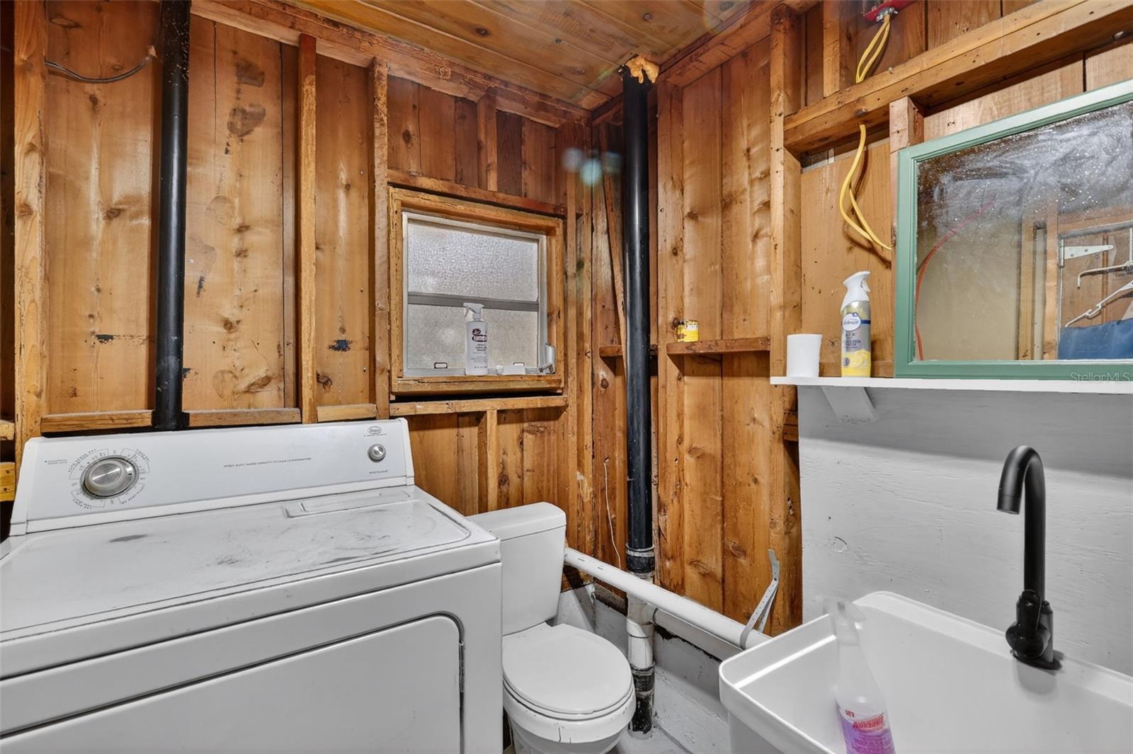 Image 20 of 27 For 8481 Cr 636  