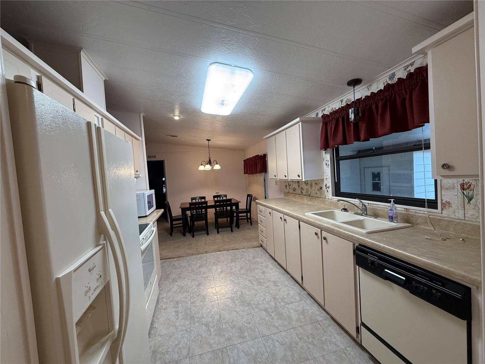 Image 3 of 32 For 3937 Citrus Circle