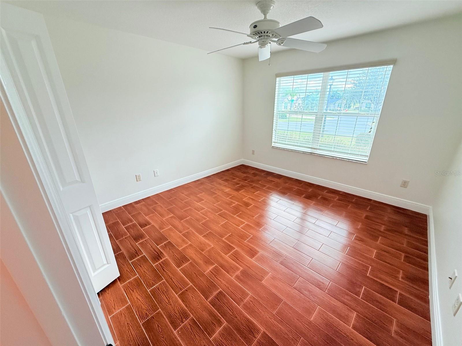 Image 16 of 37 For 995 Joiner Place