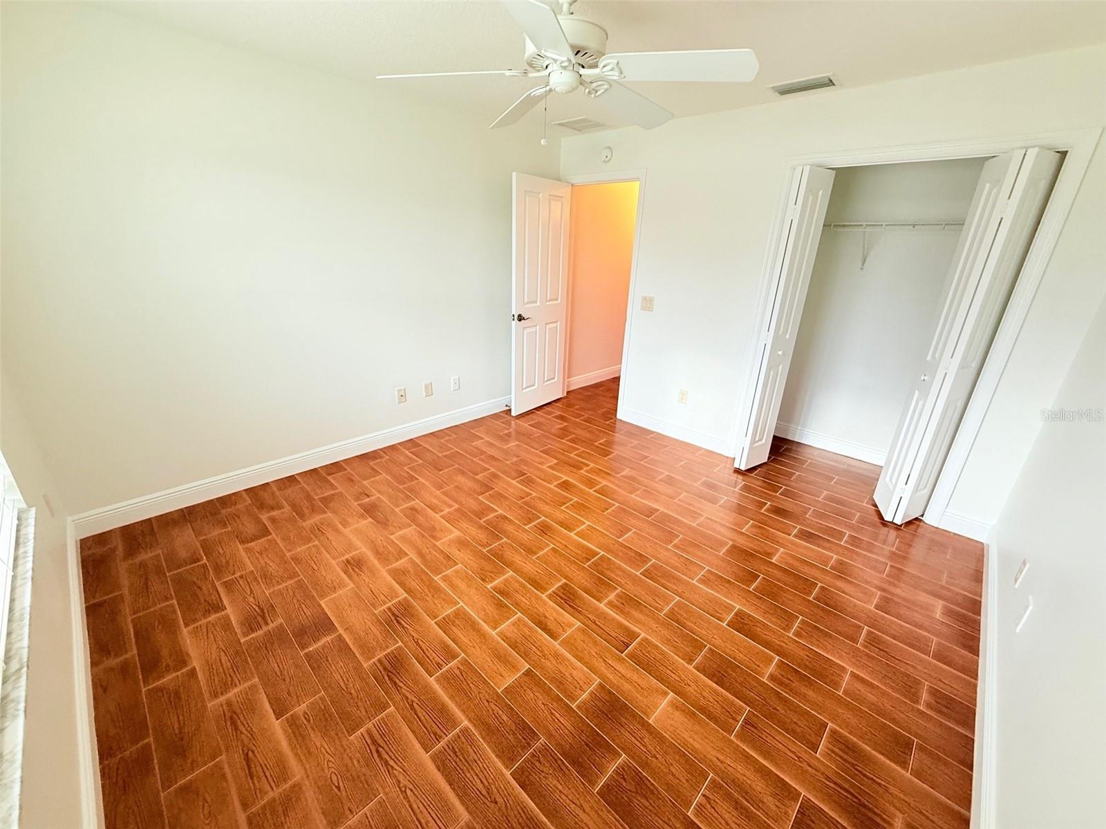 Image 17 of 37 For 995 Joiner Place