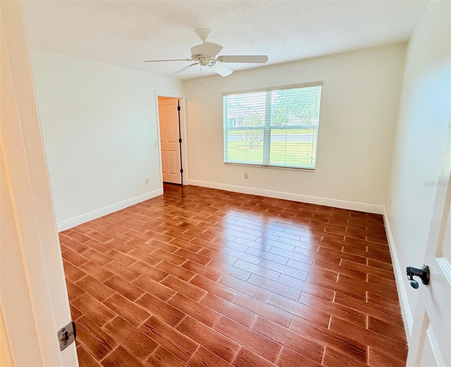 Image 26 of 37 For 995 Joiner Place