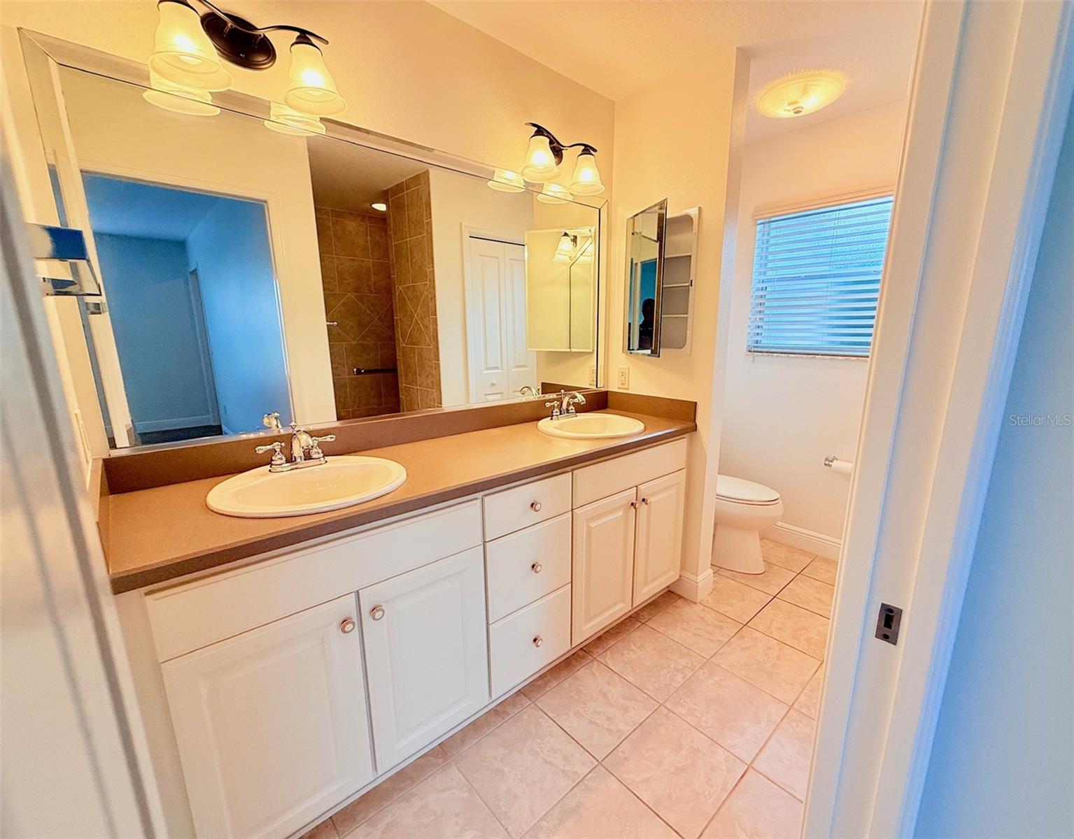 Image 29 of 37 For 995 Joiner Place