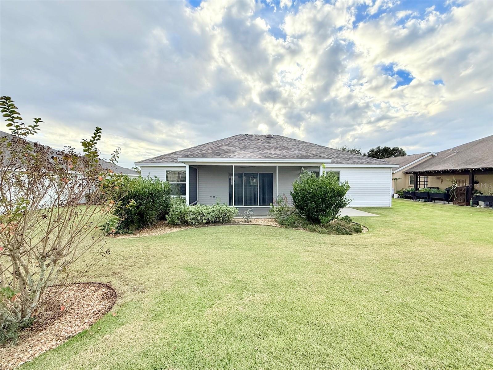 Image 3 of 37 For 995 Joiner Place