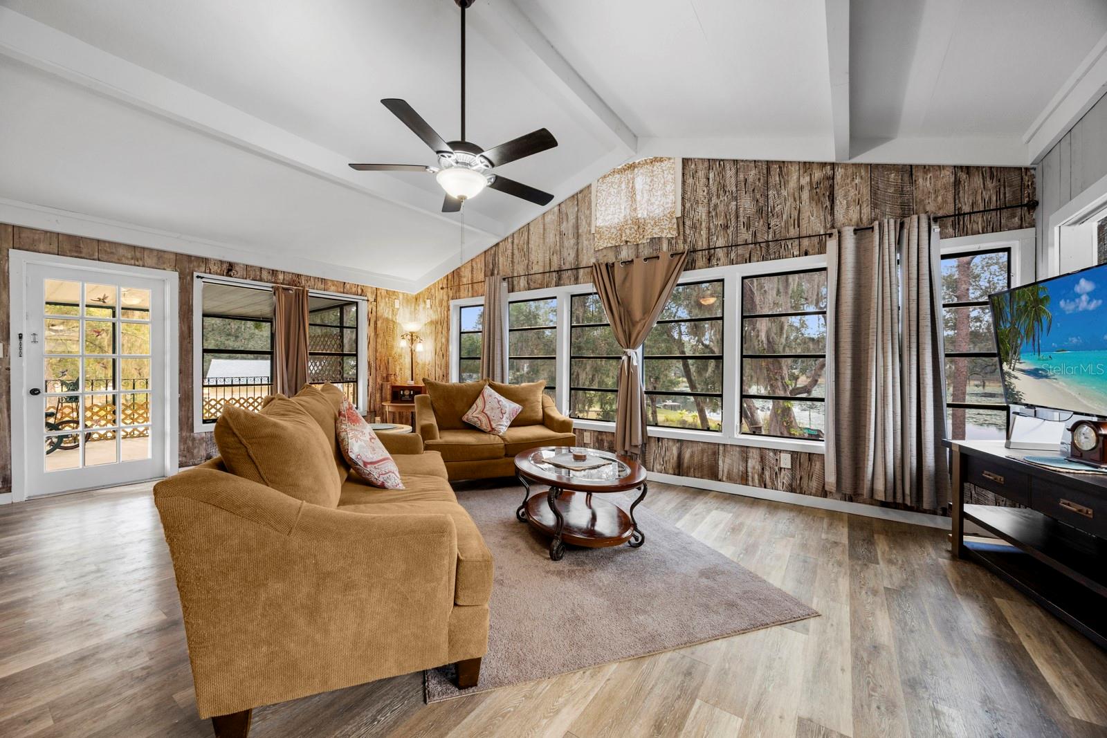 Image 11 of 39 For 36149 Spring Lake Boulevard