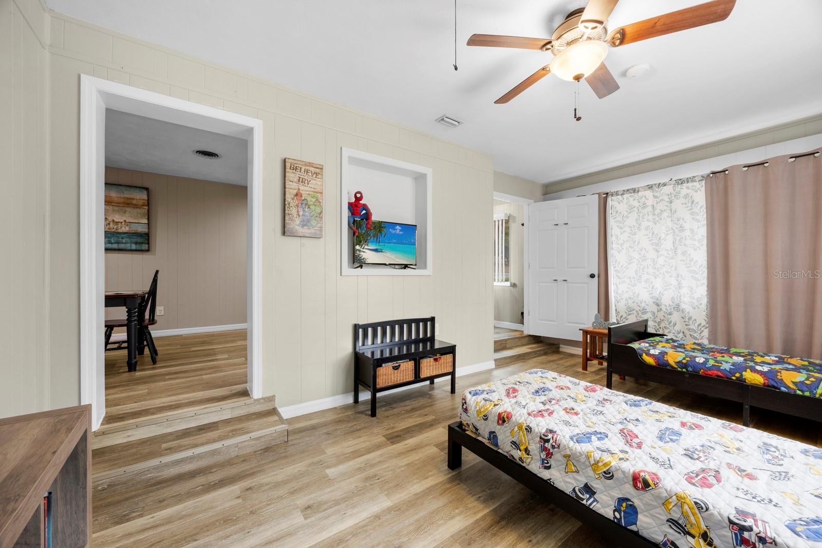 Image 23 of 39 For 36149 Spring Lake Boulevard