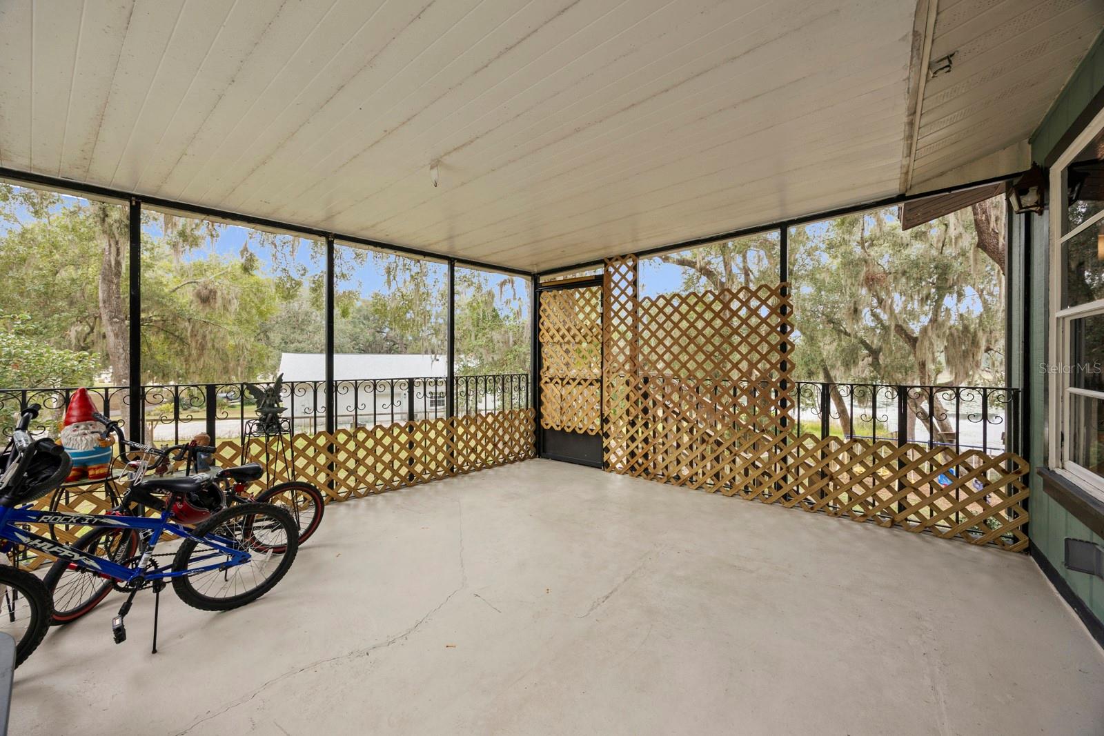 Image 32 of 39 For 36149 Spring Lake Boulevard