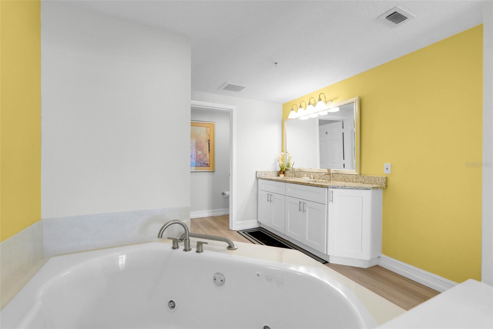 Image 28 of 48 For 350 Atlantic Avenue 2330