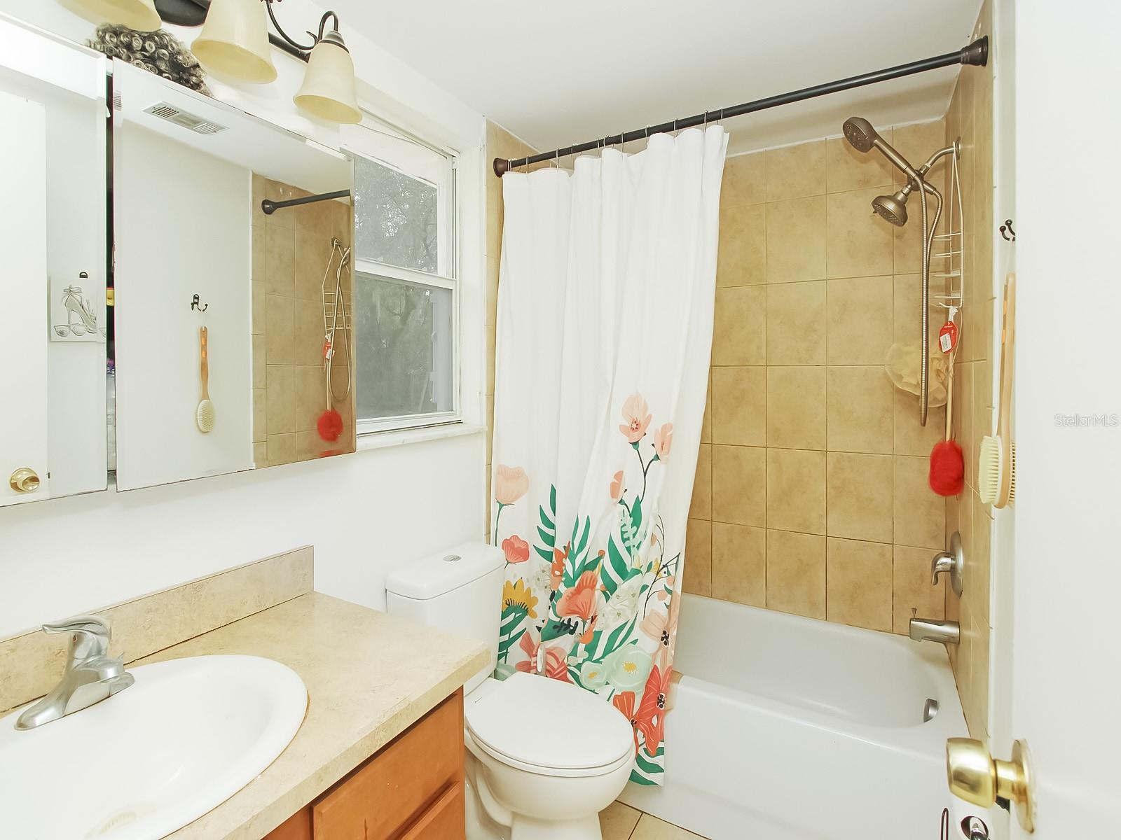 Image 19 of 22 For 4173 Signal Hill Road