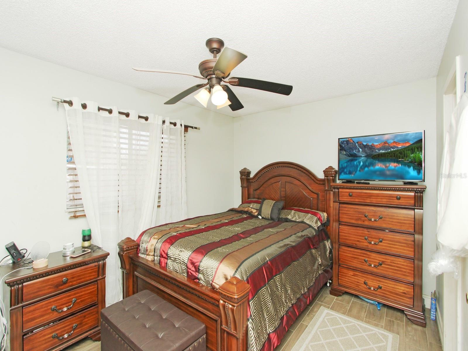 Image 20 of 22 For 4173 Signal Hill Road