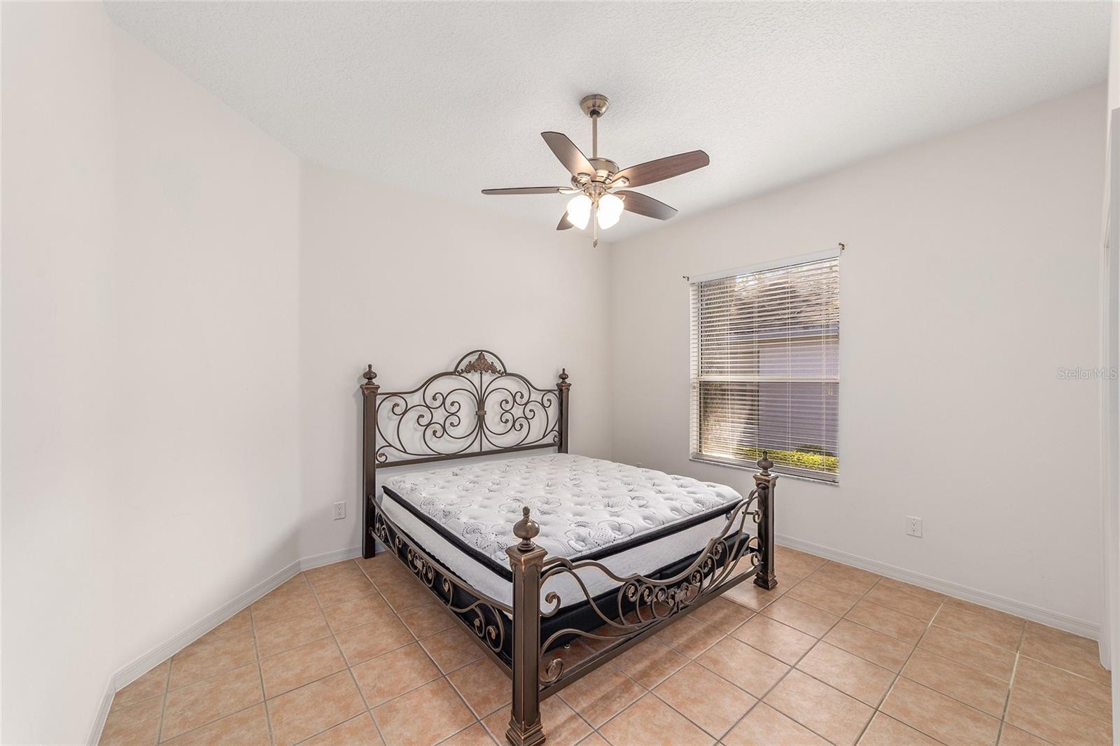 Image 26 of 41 For 1514 Cervantes Place