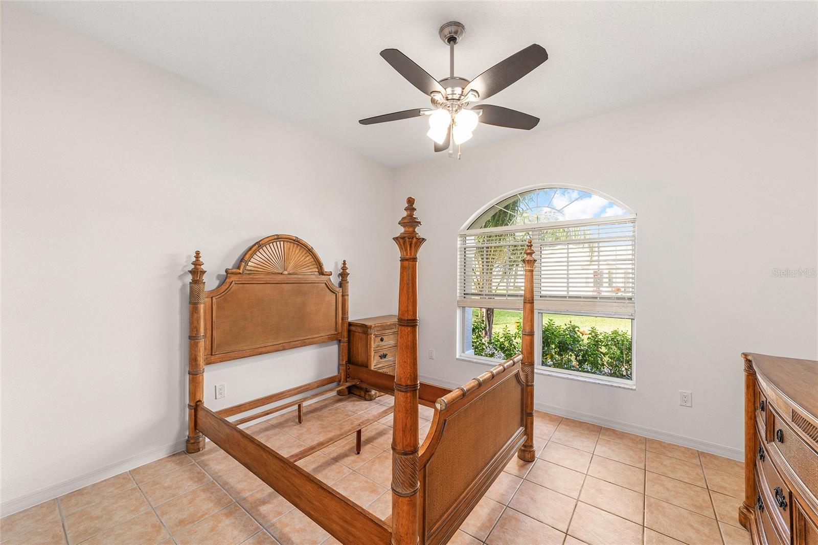 Image 29 of 41 For 1514 Cervantes Place