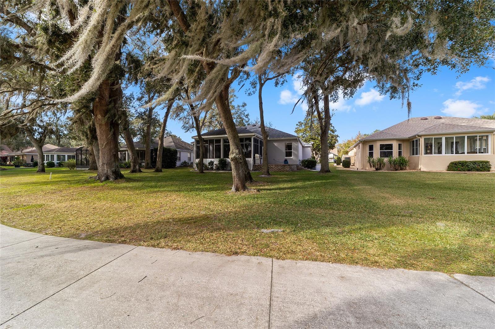 Image 36 of 41 For 1514 Cervantes Place