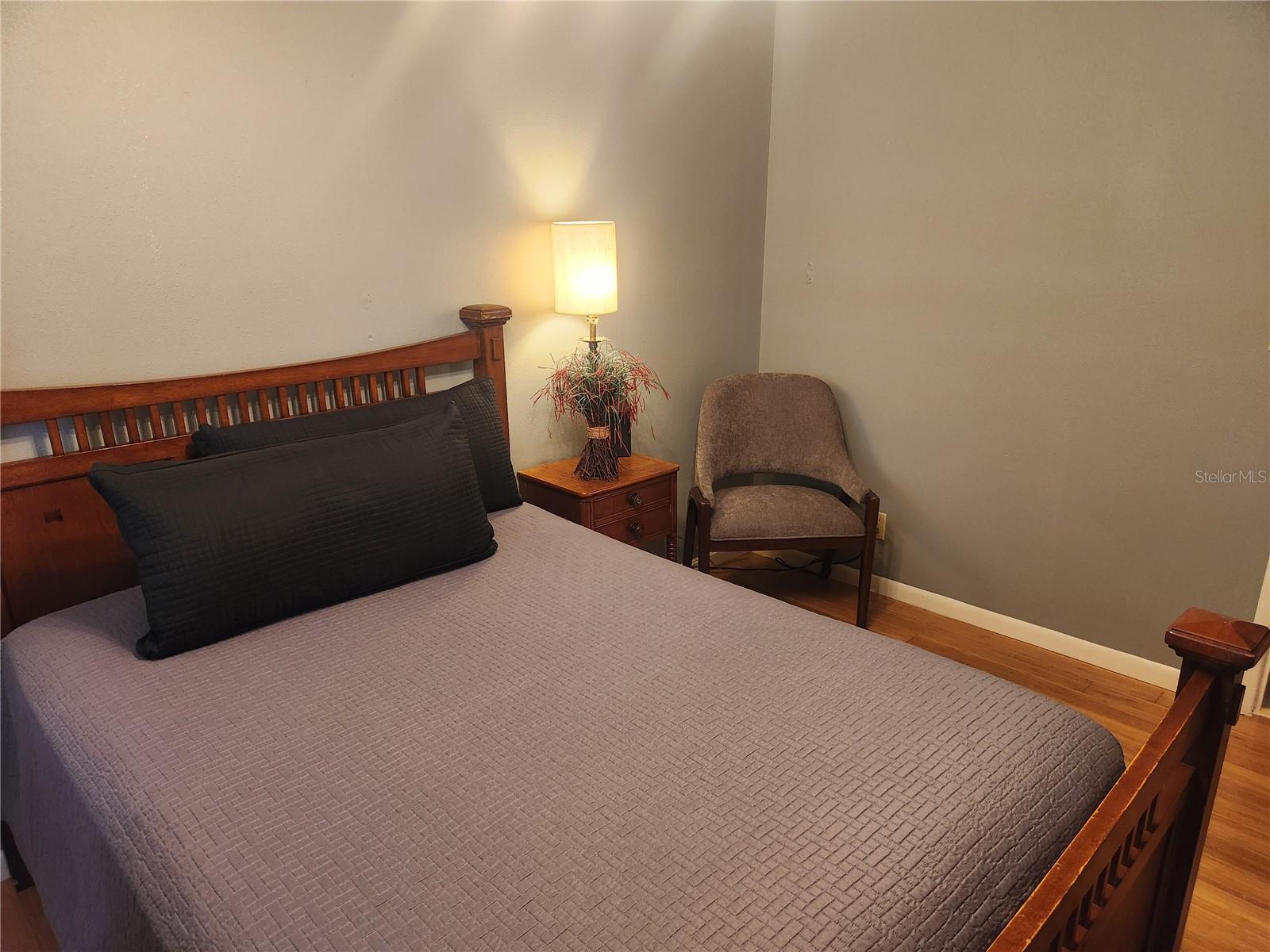 Image 11 of 60 For 24921 Pine Hill