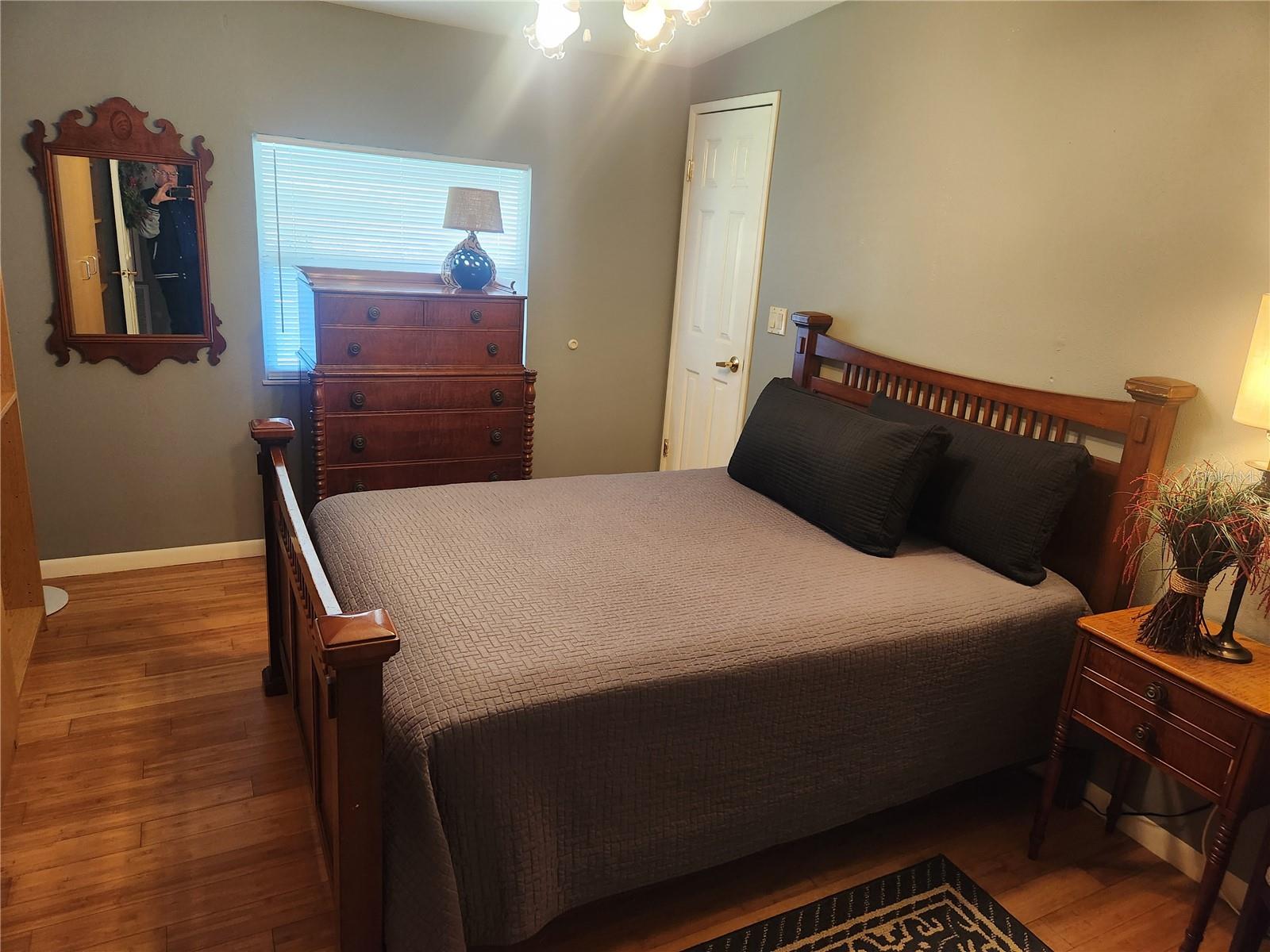 Image 13 of 60 For 24921 Pine Hill