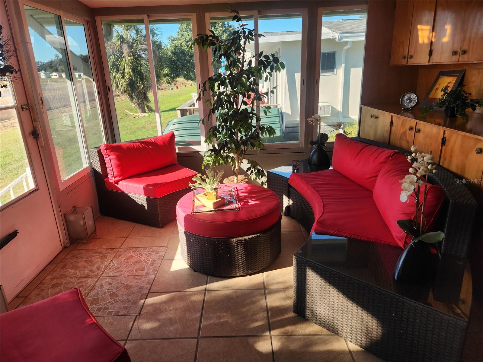 Image 18 of 60 For 24921 Pine Hill